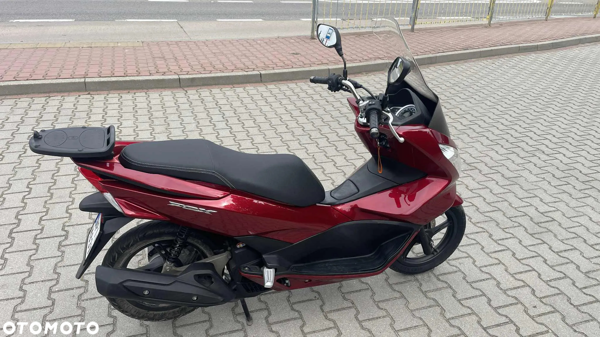 Honda PCX - 7