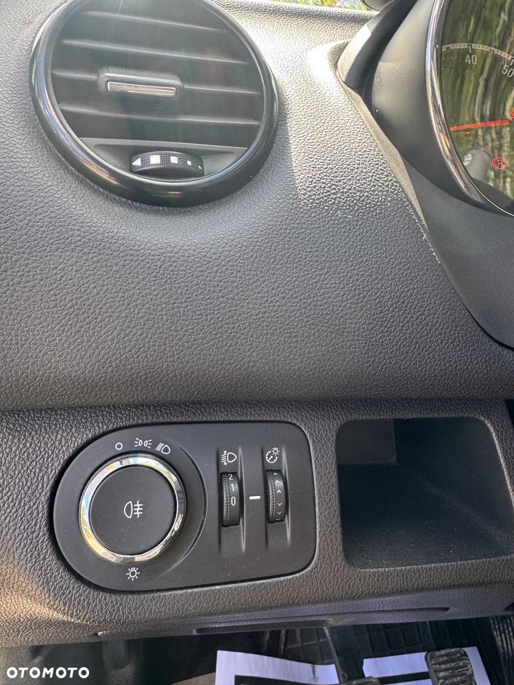 Opel Meriva - 27