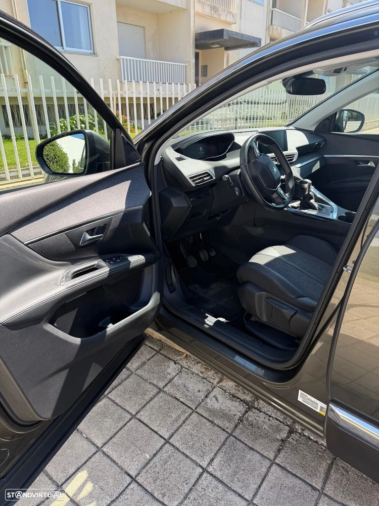 Peugeot 5008 1.2 PureTech Allure - 10