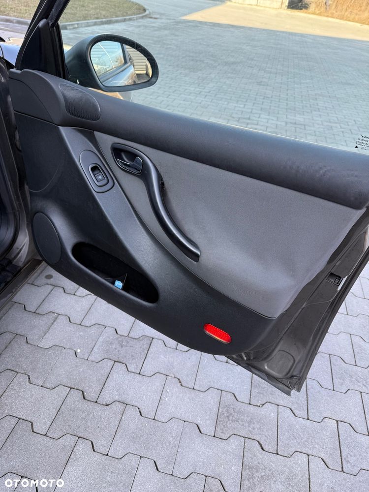 Seat Toledo 1.6 Stella - 25