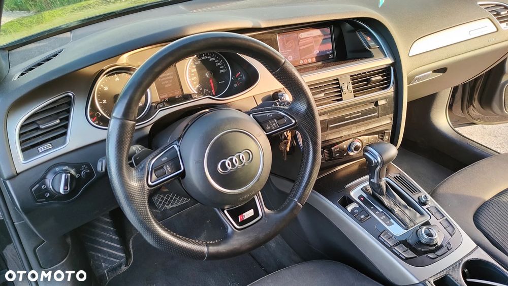Audi A4 Avant 2.0 TDI Quattro S tronic - 8