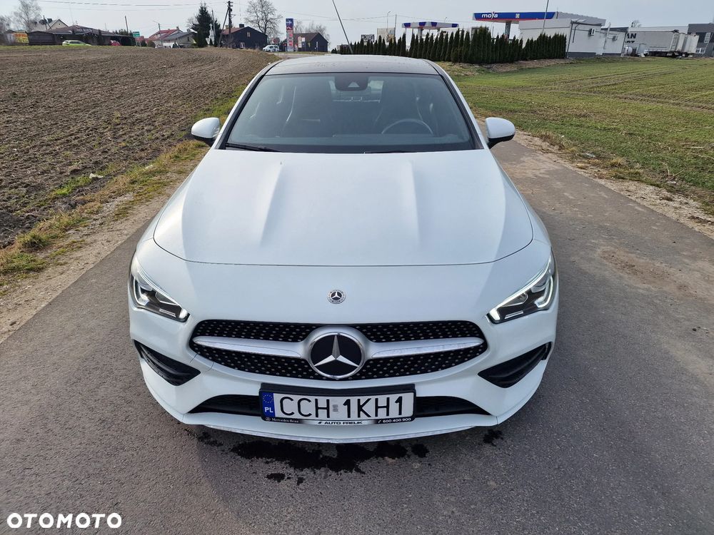 Mercedes-Benz CLA 200 AMG Line 7G-DCT - 3