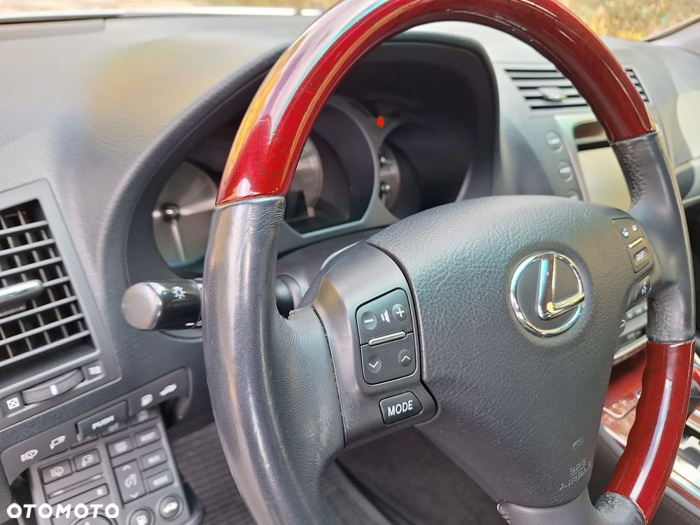 Lexus GS - 27