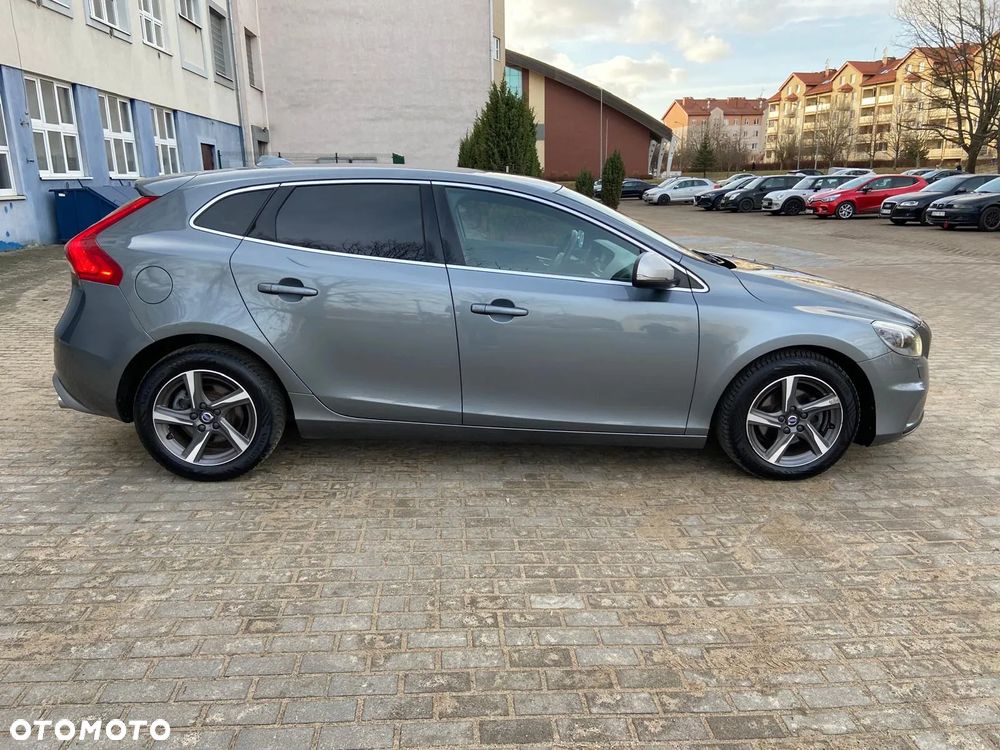 Volvo V40 D2 Kinetic - 8