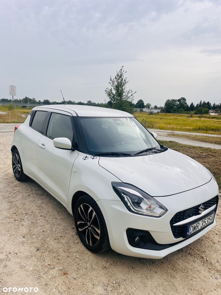 Suzuki Swift 1.2 Dualjet Hybrid CVT Comfort - 1