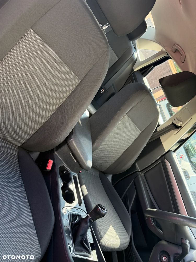 Volkswagen Jetta - 20