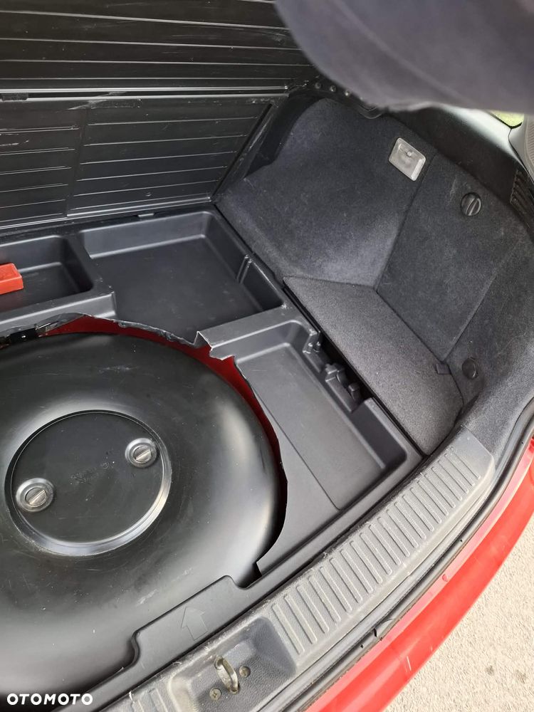 Mitsubishi Lancer 1.6 Intense - 31