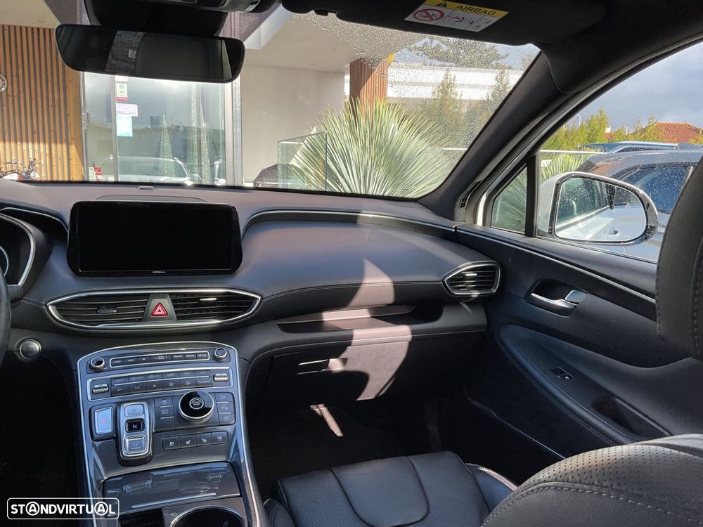 Hyundai Santa Fe 2.2 CRDi Vanguard+Luxury Pack - 44