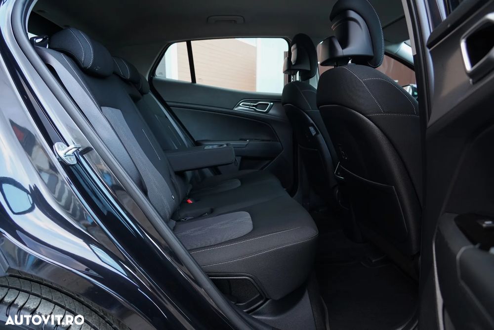 Kia Sportage 1.6 T-GDI AWD Plug-in Hybrid Paket Spirit - 11