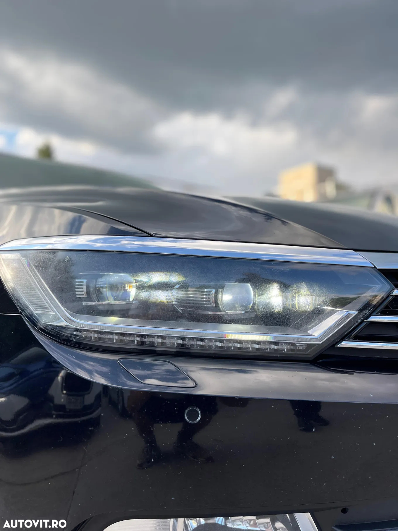 Volkswagen Passat - 8