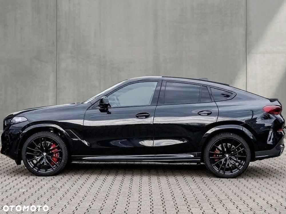 BMW X6 M50i - 2