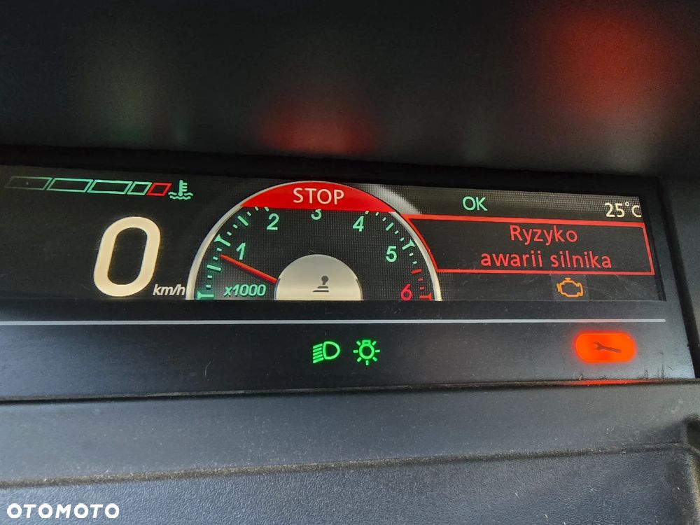 Renault Scenic - 17