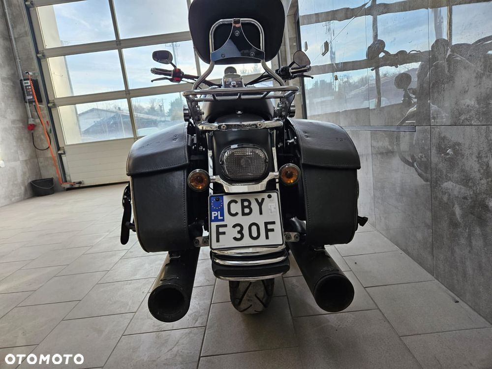 Harley-Davidson Touring Road King - 11