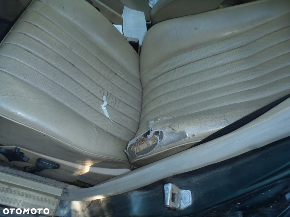 kabina buda karoseria drzwi maska dach błotniki silnik skrzynia tapicerka koła szyba mercedes benz w124 w 124 124 3,0 d - 17