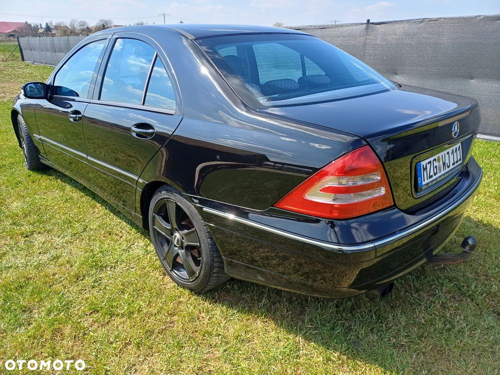 Mercedes-Benz Klasa C 180 Kompressor Automatik Avantgarde - 5