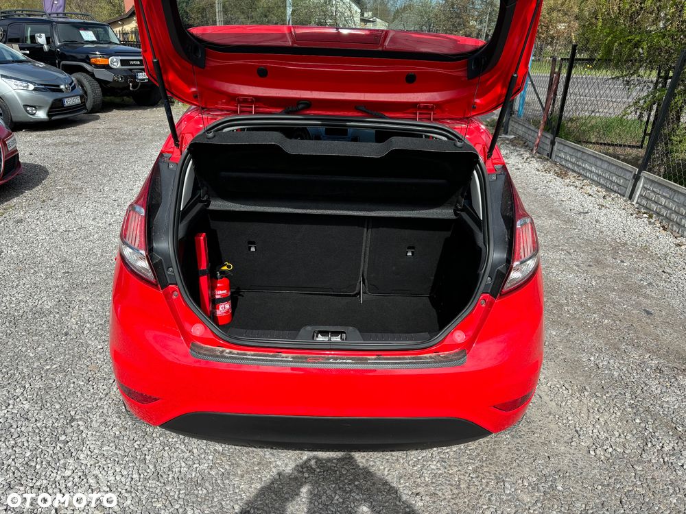 Ford Fiesta 1.0 EcoBoost S&S TITANIUM X - 12