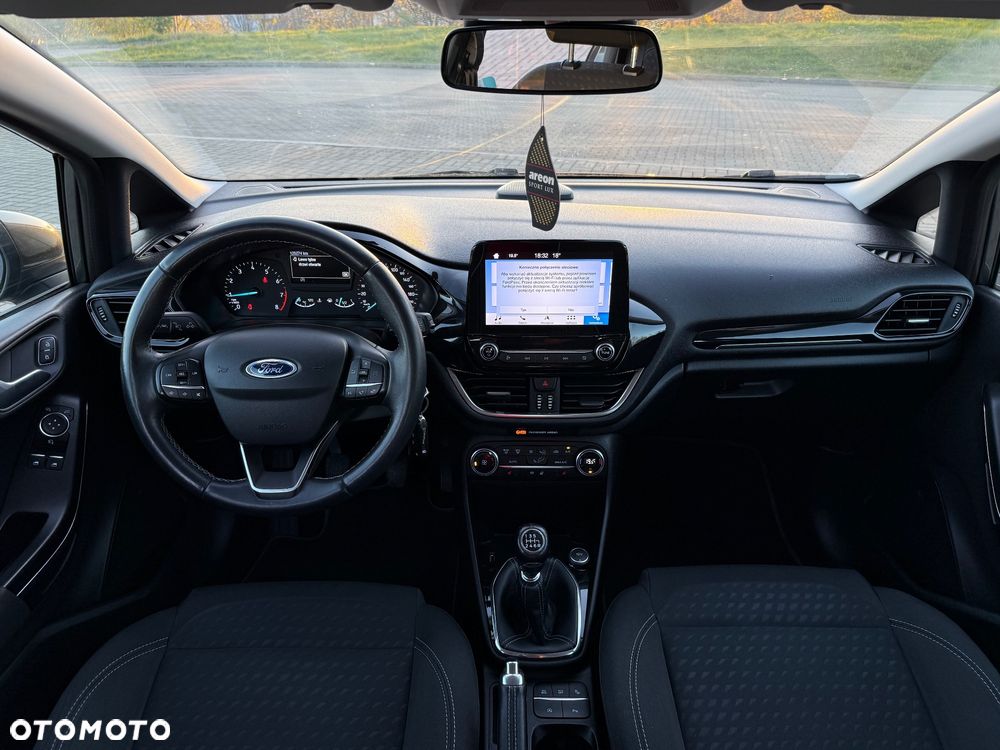 Ford Fiesta 1.0 EcoBoost S&S TITANIUM - 17