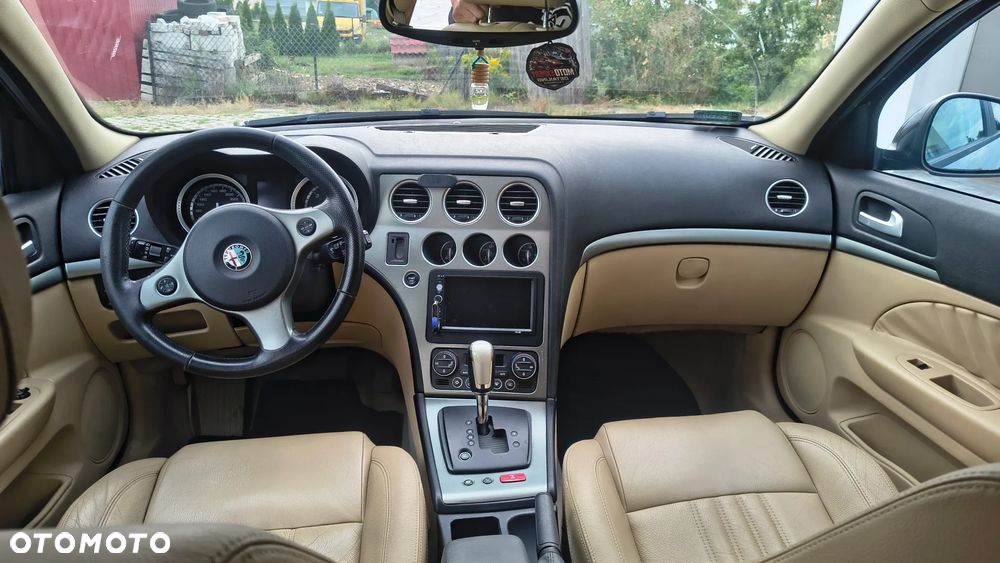 Alfa Romeo 159 2.4JTDM Q-Distinctive - 10