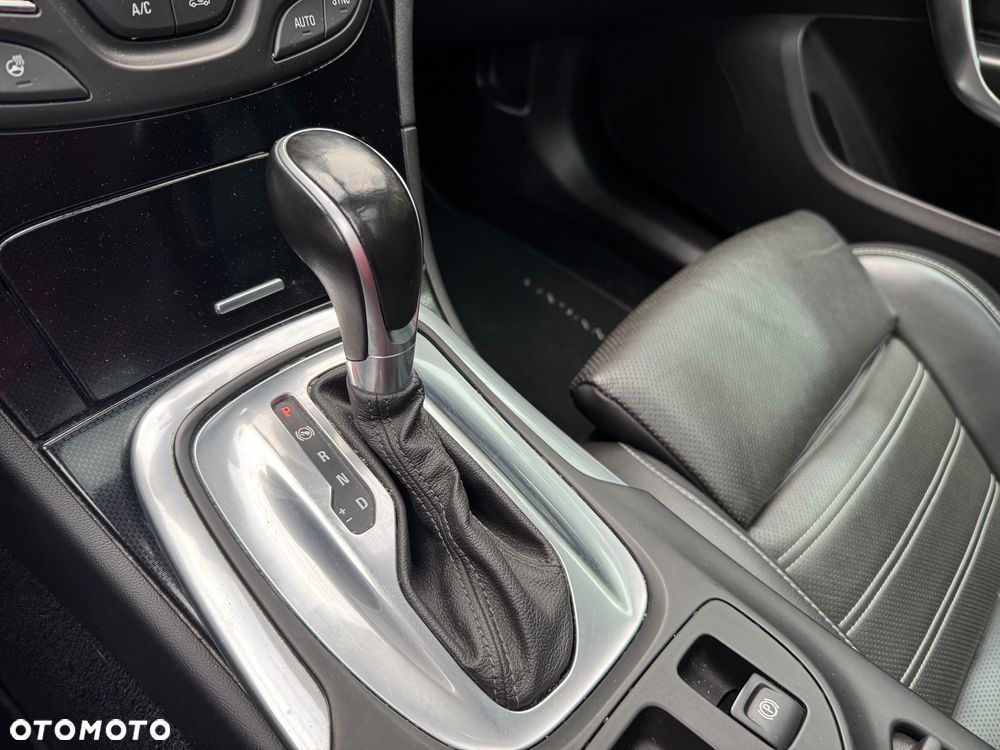 Opel Insignia 2.0 CDTI automatik Sport - 35