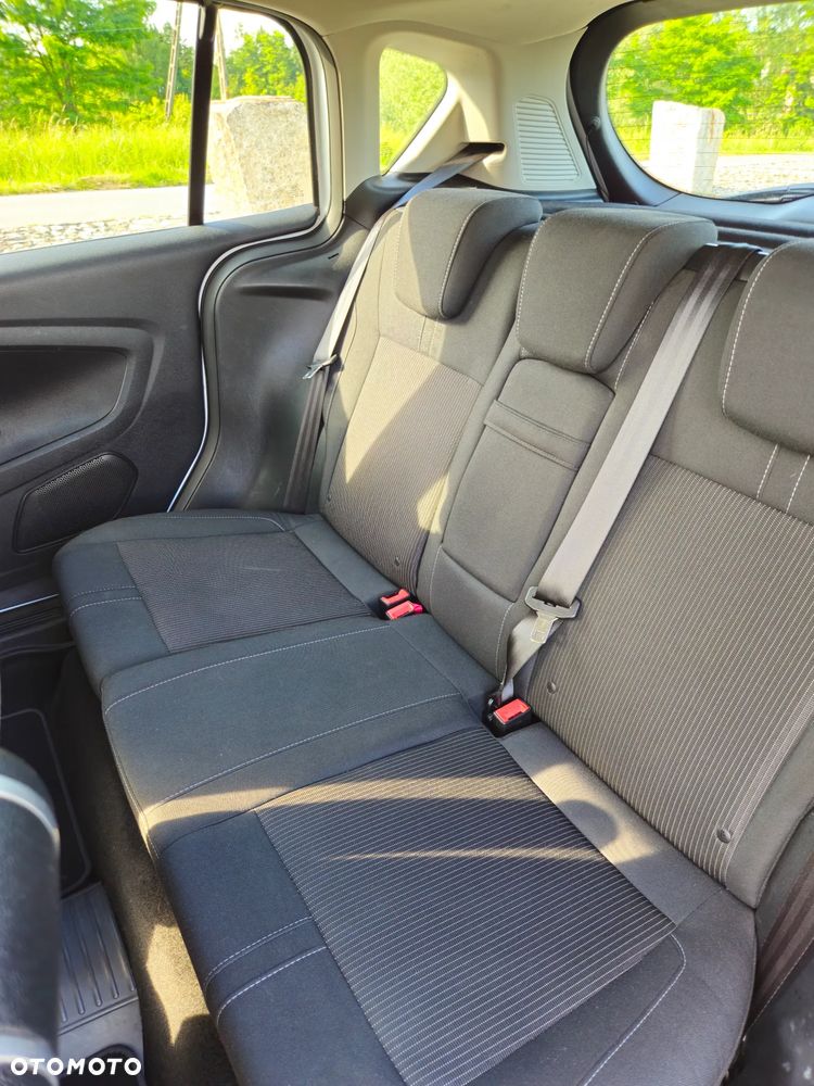 Ford B-MAX 1.6 Titanium - 21