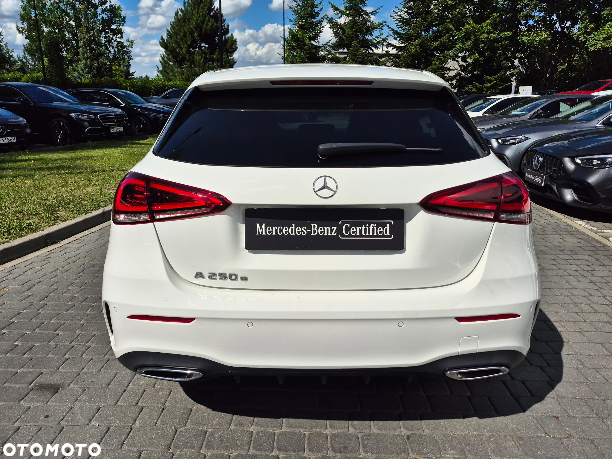 Mercedes-Benz Klasa A 250 E AMG Line 8G-DCT - 11