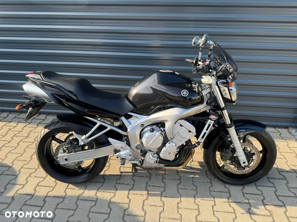 Yamaha FZ6