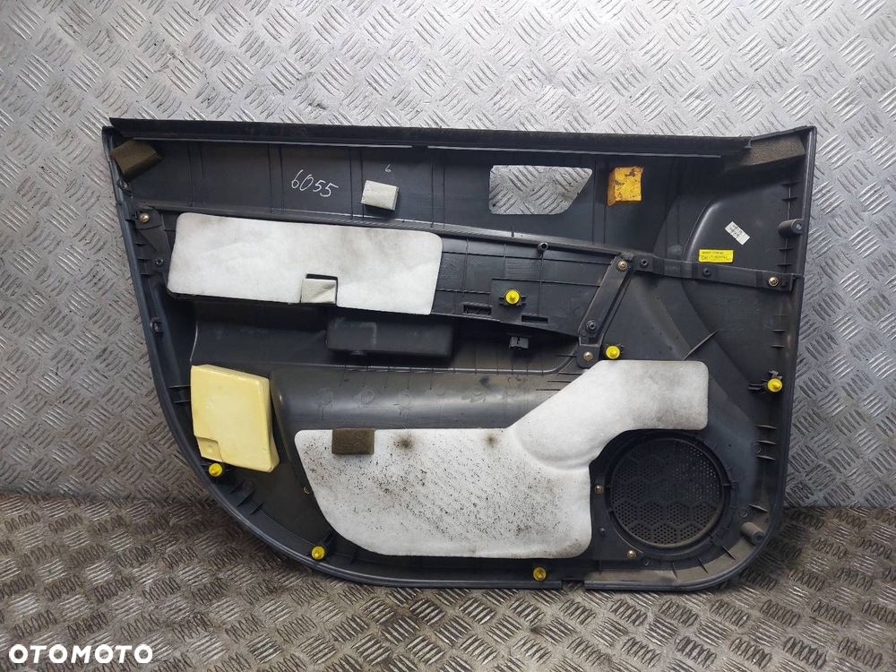 BOCZEK DRZWI PRAWY PRZÓD HYUNDAI GETZ I 5D 82302-1C060 - 3