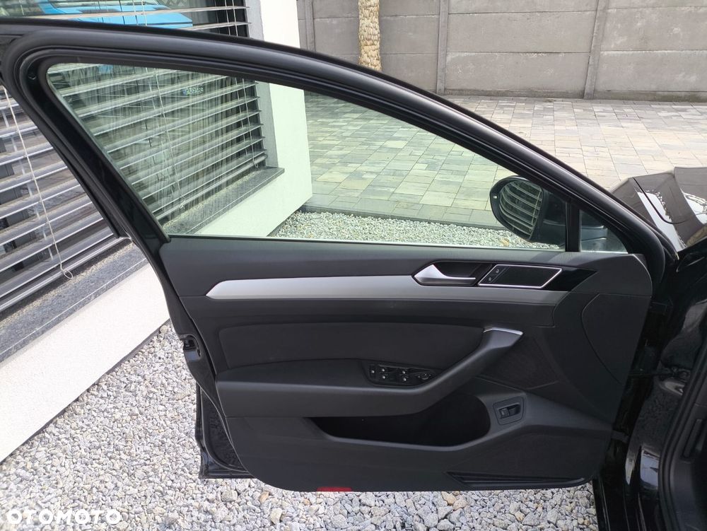 Volkswagen Passat 1.6 TDI (BlueMotion Technology) Comfortline - 10