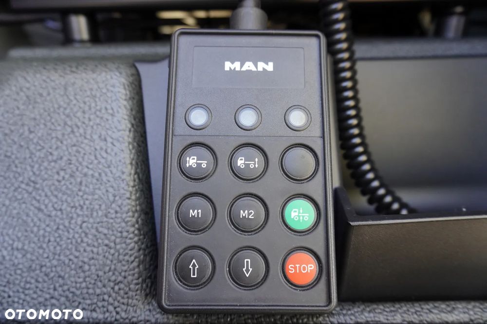 MAN TGX 26.400 / IGLOOCAR / Carrier Supra 1250 - 28