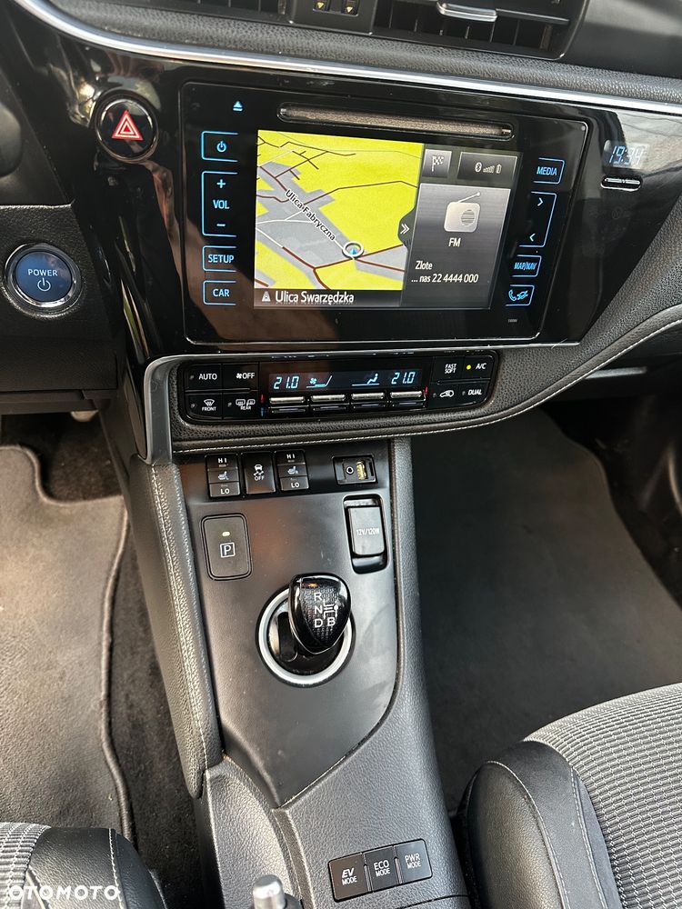 Toyota Auris - 32