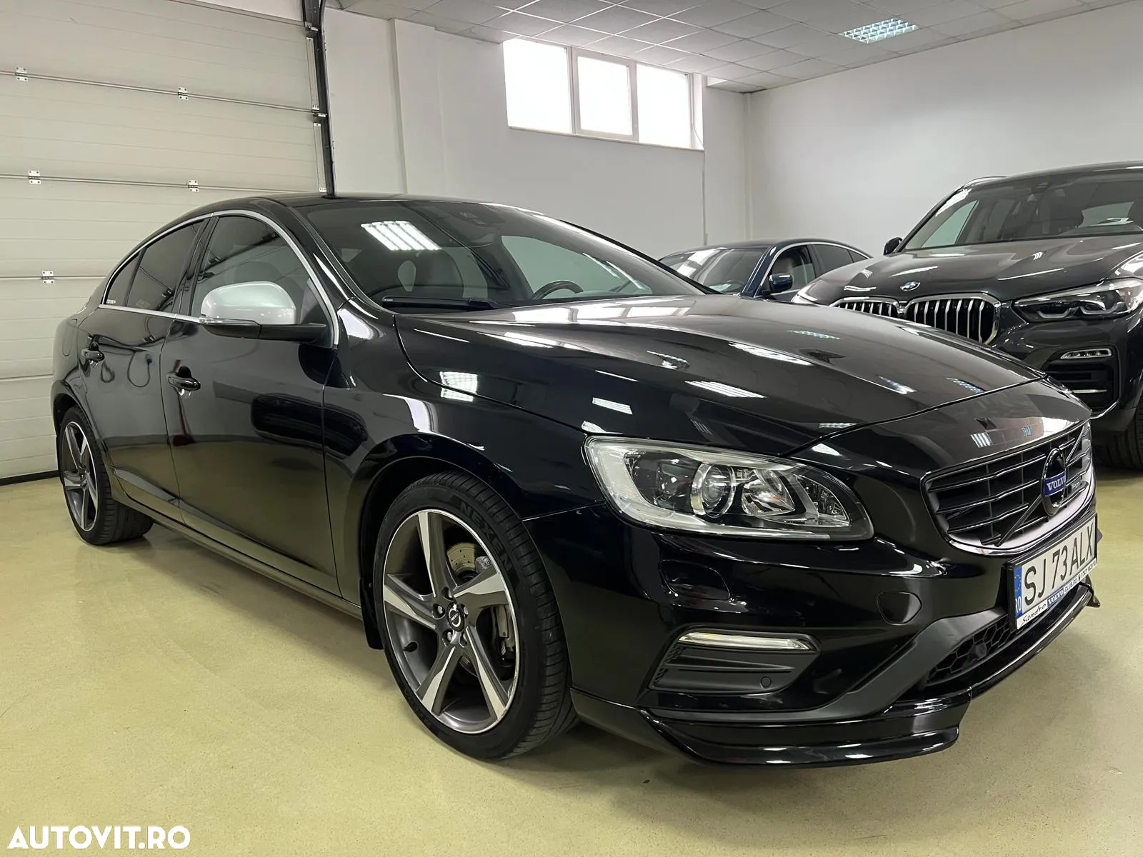 Volvo S60 T5 Momentum - 2
