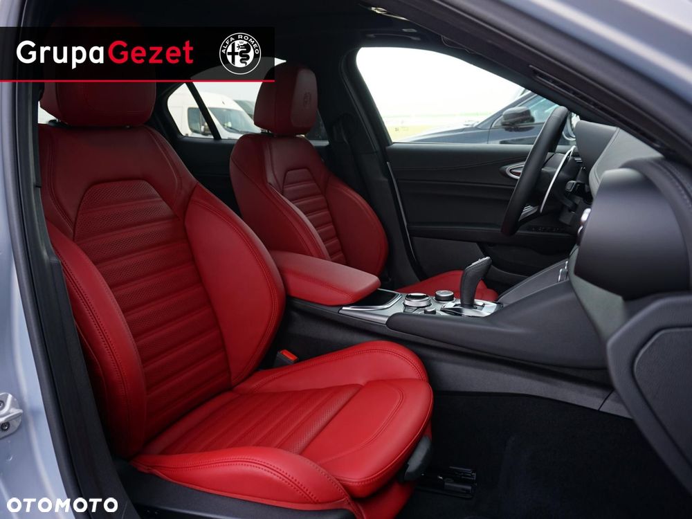 Alfa Romeo Giulia - 7
