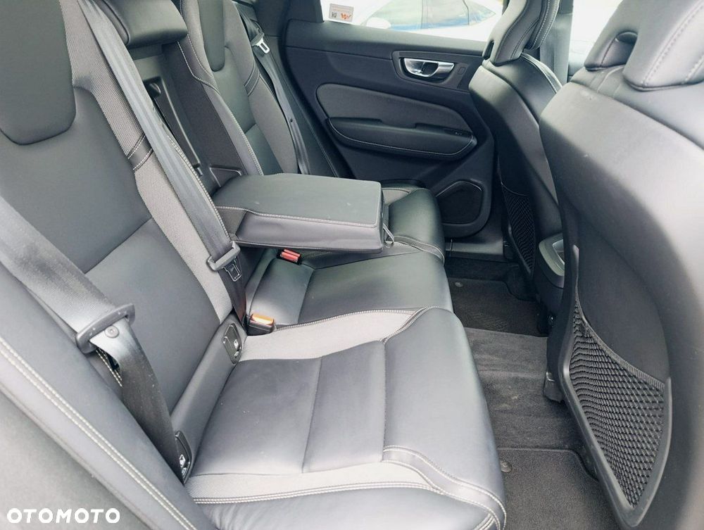 Volvo XC 60 - 31