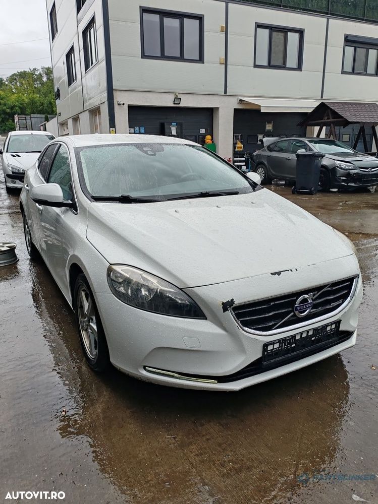 Dezmembrez VOLVO V40 Hatchback 525, 526 2013 1.6 D2 D 4162 T 84KW|114HP - 7