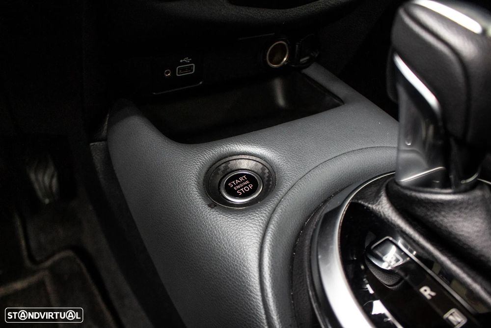 Nissan Juke 1.0 DIG-T N-Connecta DCT - 21
