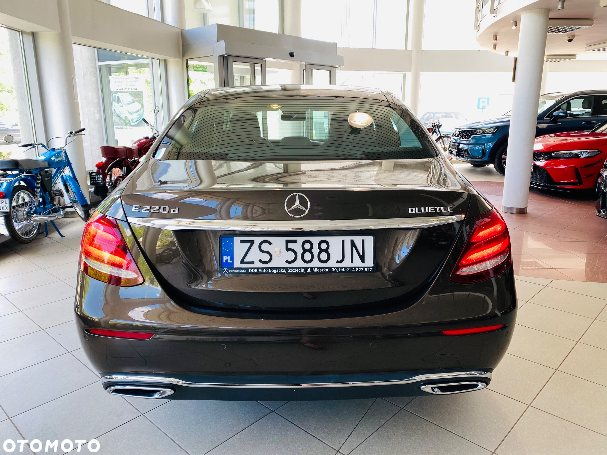 Mercedes-Benz Klasa E 220 d 9G-TRONIC - 7