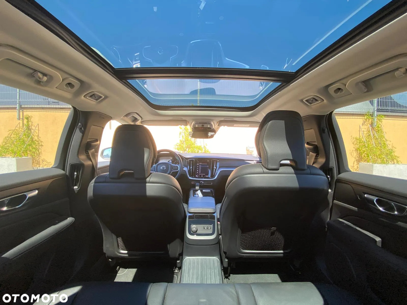 Volvo V60 T6 AWD Plug-In Hybrid Inscription - 12