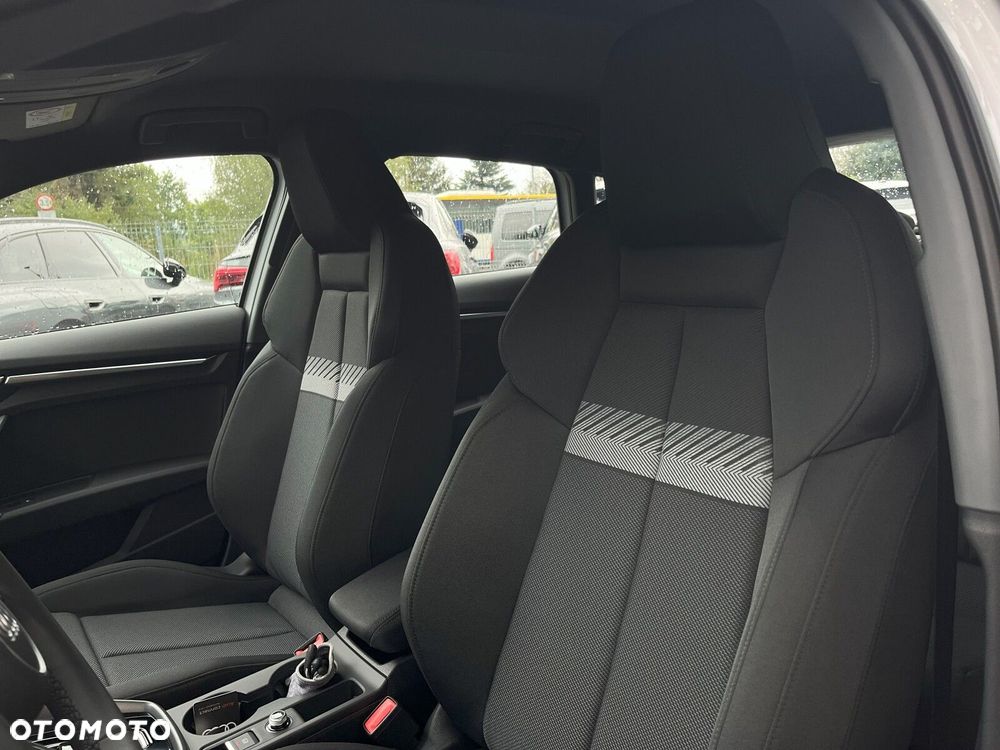 Audi A3 Sportback - 12