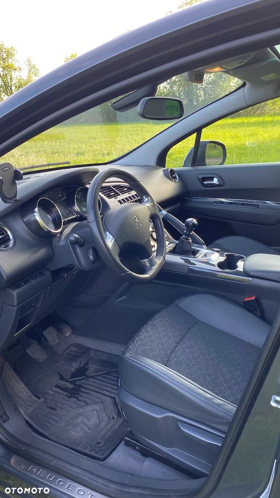 Peugeot 3008 - 11