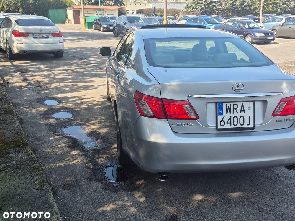 Lexus ES - 3