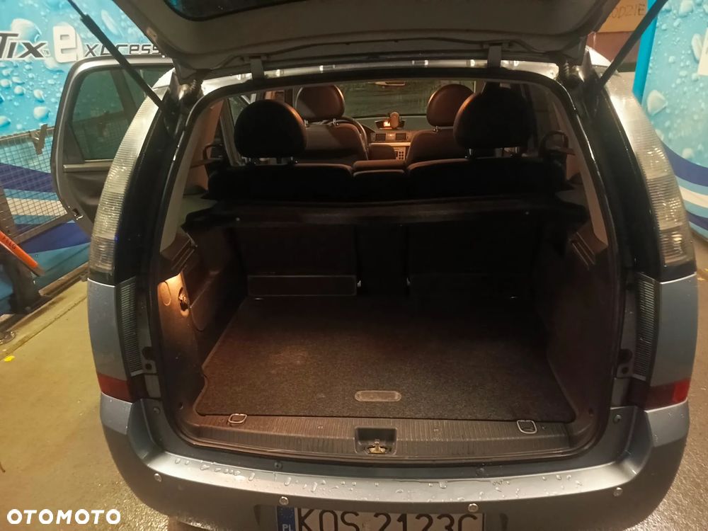 Opel Meriva - 10