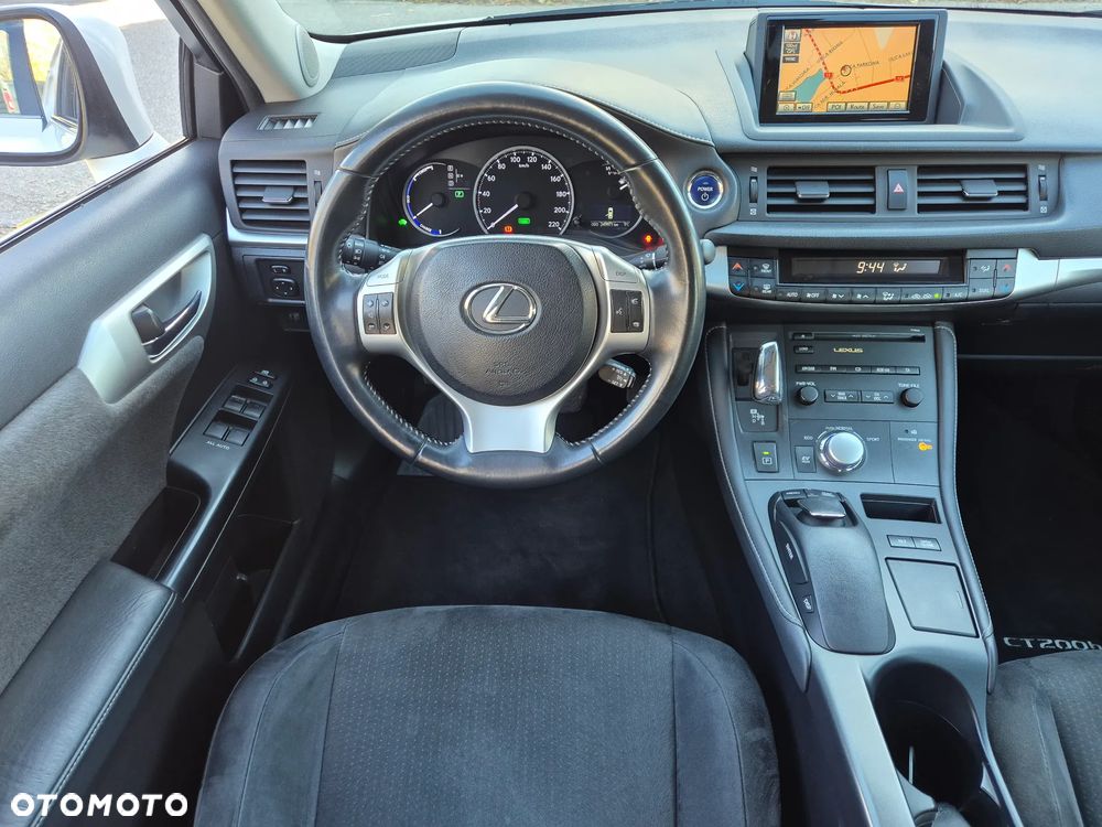 Lexus CT 200h Limited Edition - 28