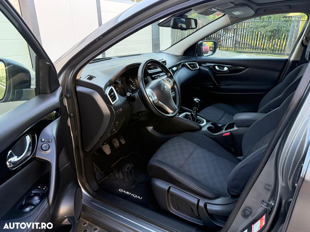 Nissan Qashqai 1.5 DCI N-Connecta - 14
