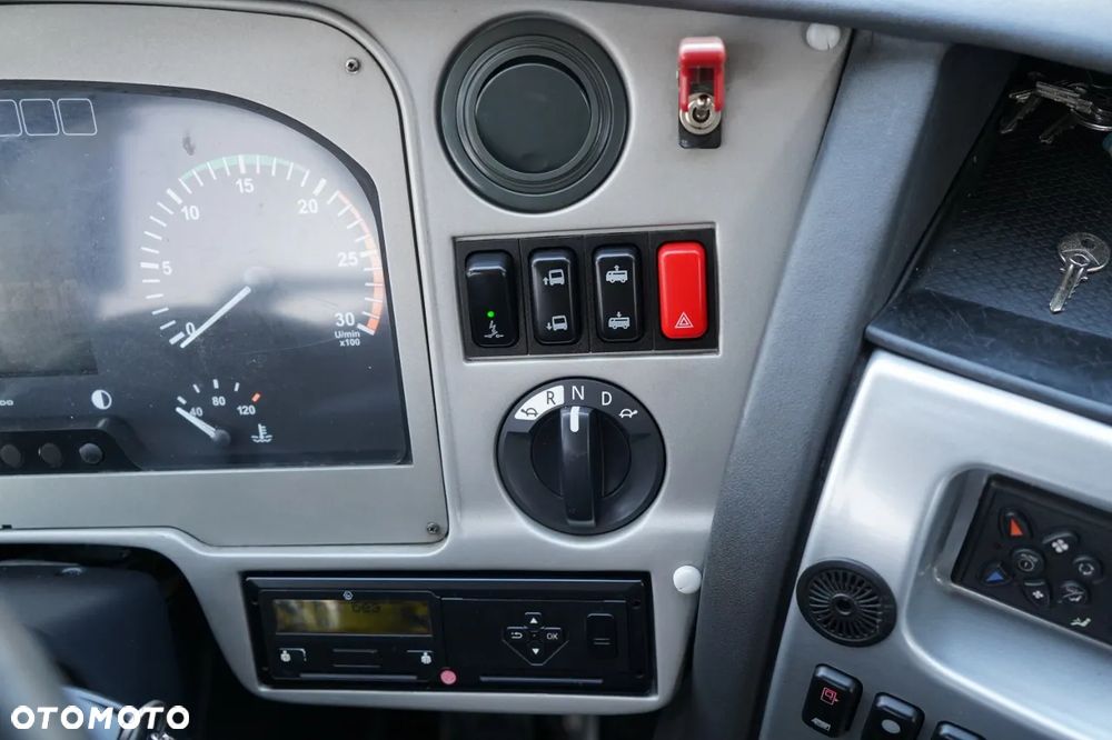 Irizar TOURISMO RHD-M / EURO 6 / SPROWADZONY / - 25