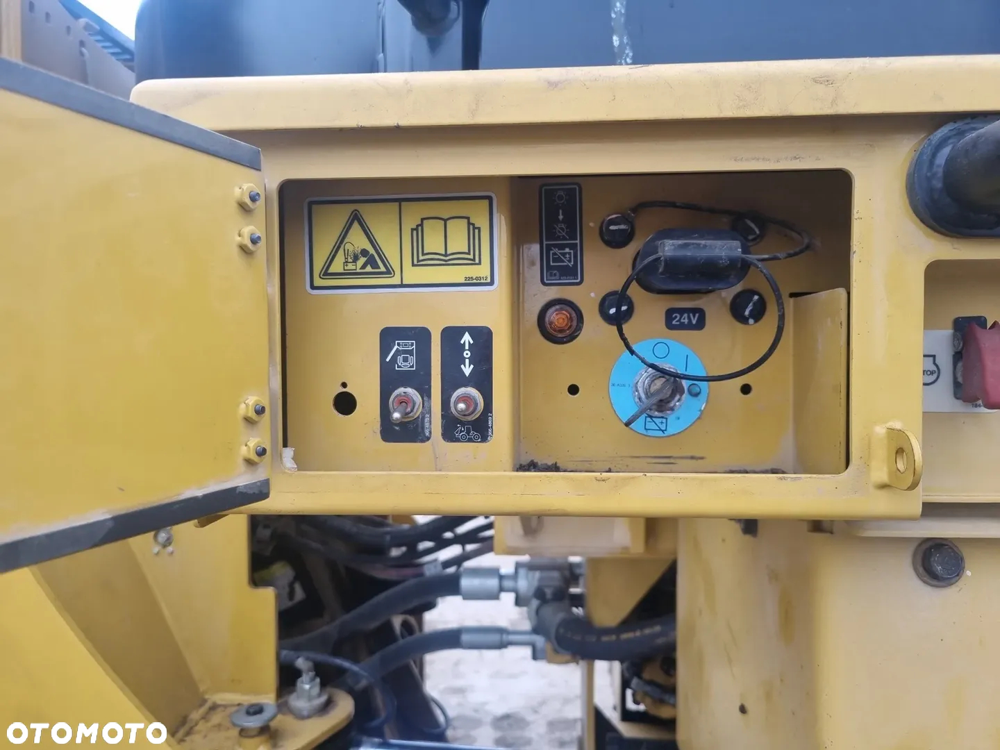 Caterpillar 962M - 9