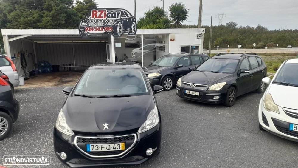 Peugeot 208 1.4 HDi Active - 2
