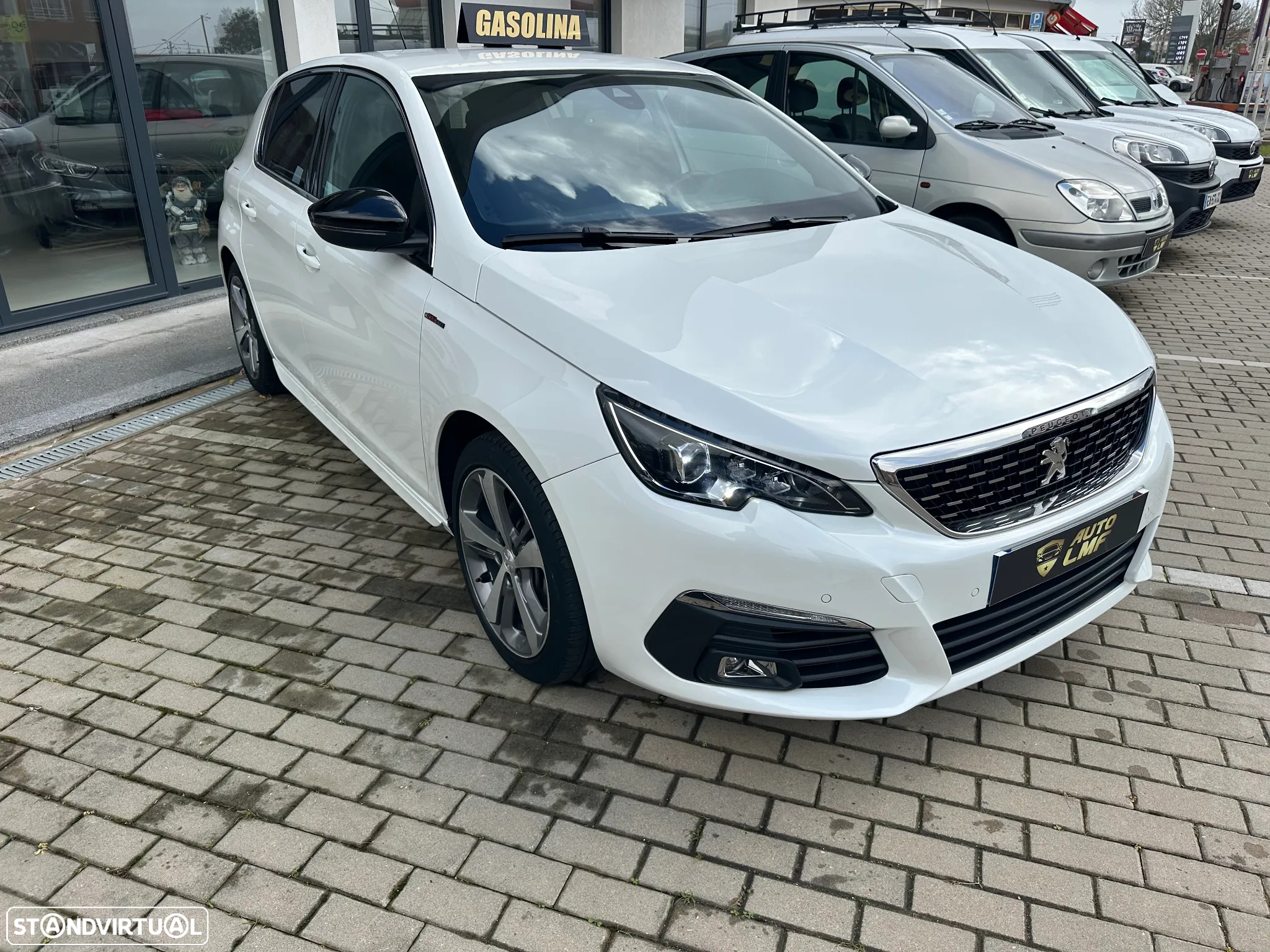 Peugeot 308 PureTech 130 EAT8 GT - 10