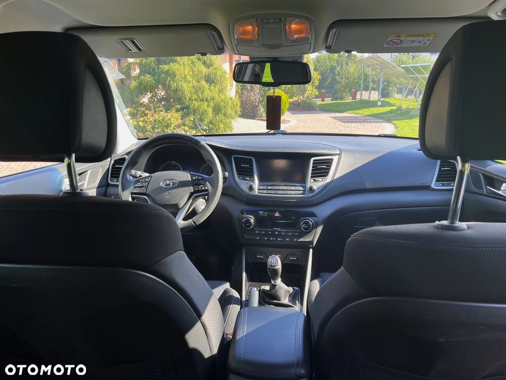 Hyundai Tucson blue 1.7 CRDi 2WD Style - 17
