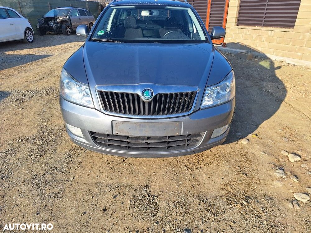 Dezmembrez Skoda Octavia 2 facelift 1.8 tfsi CDAA culoare negru 9910 sau gri cod LF8L - 3
