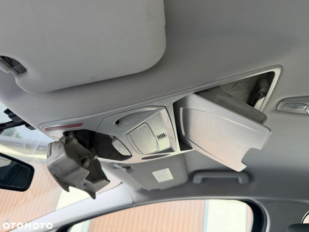 Ford C-MAX 2.0 TDCi Titanium - 26